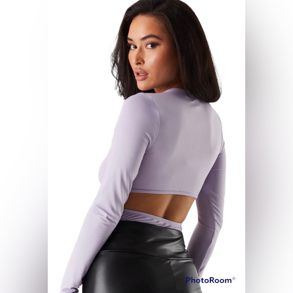 Streetwear Society v-neck o-ring cut-out bodysuit, size Medium, purple, NWT - Picture 6 of 6